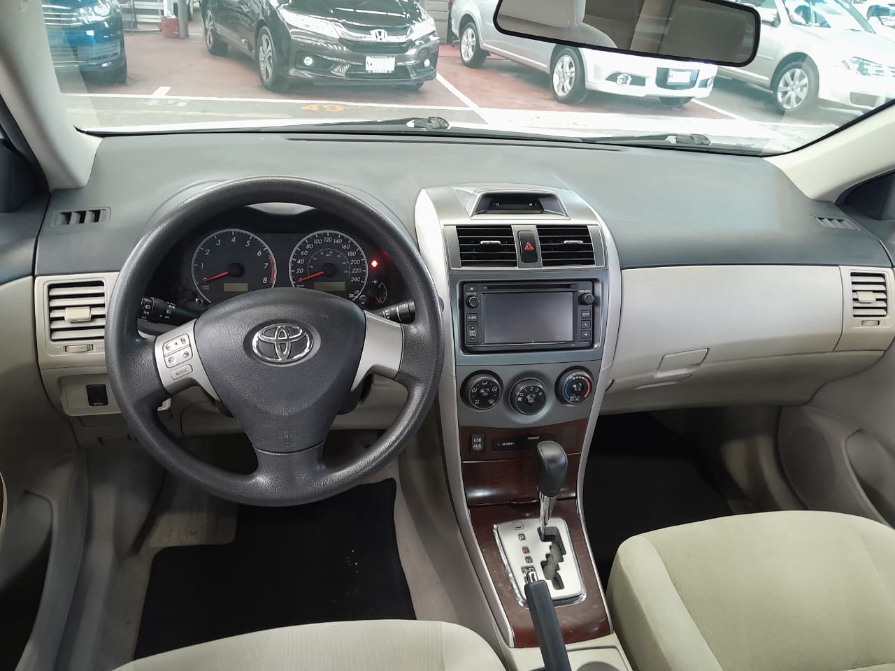 Toyota Corolla Xle 2013 At
